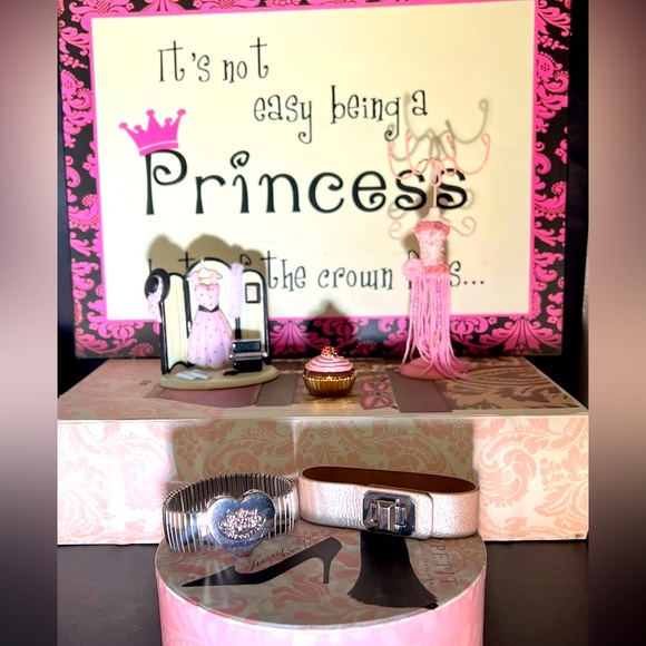 Juicy Couture Bracelets - Picture 2 of 15